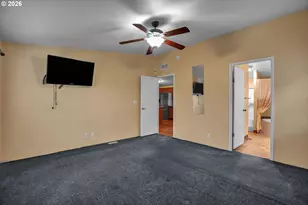 51361 SE Hood View Dr, Scappoose, OR 97056 - Photo 25