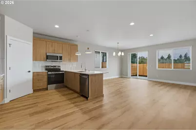 638 SE 34th St, Battle Ground, WA 98604 - Photo 5