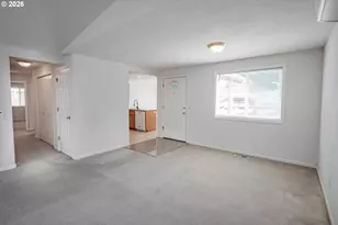 1345 Napa Valley Ln, Eugene, OR 97404 - Photo 5