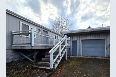 115 NE Eighth St, Oakland, OR 97462 - Photo 3