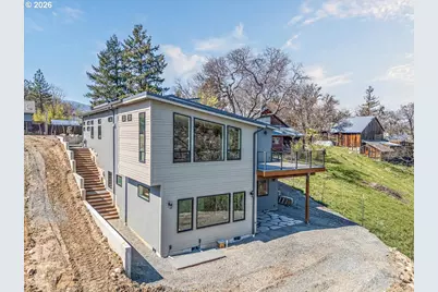 852 Oak St, Ashland, OR 97520 - Photo 43