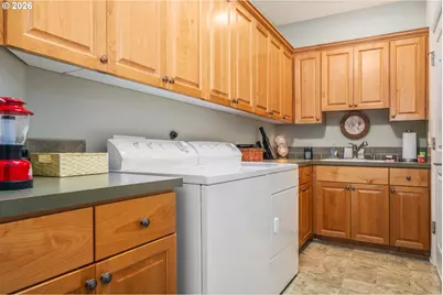 5720 SW Arbor Dr, South Beach, OR 97366 - Photo 25