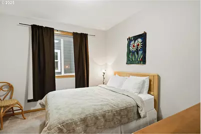 1807 Columbia St, Hood River, OR 97031 - Photo 17