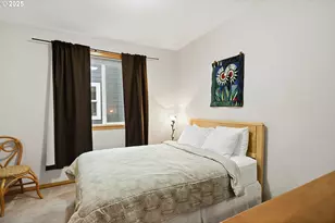 1807 Columbia St, Hood River, OR 97031 - Photo 17