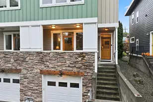 1807 Columbia St, Hood River, OR 97031 - Photo 3