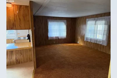 400 N Mill St #48, Creswell, OR 97426 - Photo 7