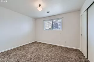 575 NE Fleming Ave, Gresham, OR 97030 - Photo 7