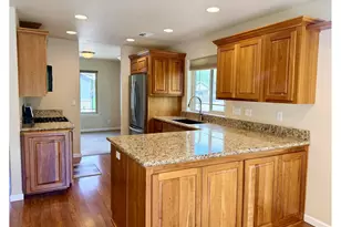 1688 NE Ruby Ct, Roseburg, OR 97470 - Photo 9