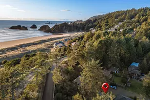 598 N Laurel St, Cannon Beach, OR 97110 - Photo 3