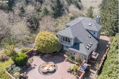 626 N Bayview Loop, Waldport, OR 97394 - Photo 1