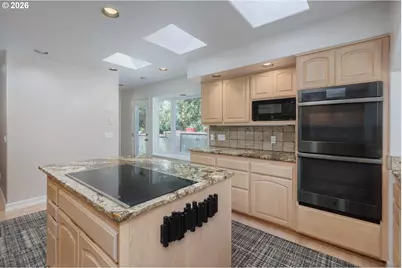 626 N Bayview Loop, Waldport, OR 97394 - Photo 7