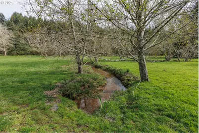 626 N Bayview Loop, Waldport, OR 97394 - Photo 33