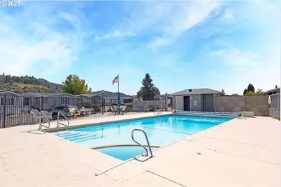 1200 E Central Ave #139, Sutherlin, OR 97479 - Photo 7