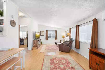 1200 E Central Ave #139, Sutherlin, OR 97479 - Photo 3