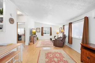 1200 E Central Ave, Sutherlin, OR 97479 - Photo 3