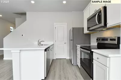 1328 NE Clark Ave, Battle Ground, WA 98604 - Photo 7