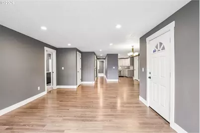 2238 SE 130th Ave, Portland, OR 97233 - Photo 7