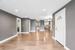2238 SE 130th Ave, Portland, OR 97233 - Photo 7