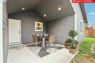 2238 SE 130th Ave, Portland, OR 97233 - Photo 33