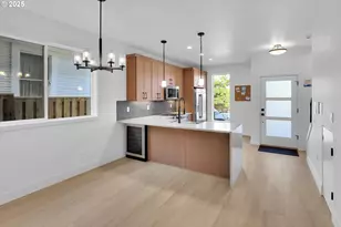 5761 S Kelly Ave, Portland, OR 97239 - Photo 7