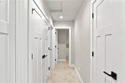 665 W 9th St, La Center, WA 98629 - Photo 31