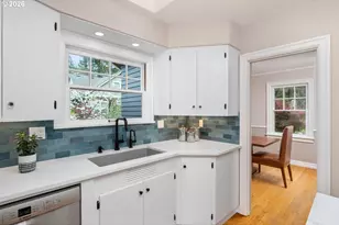 8952 SW 25th Ave, Portland, OR 97219 - Photo 11