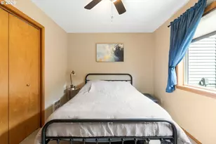 1864 Garfield St, North Bend, OR 97459 - Photo 21