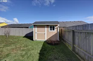 332 SW Kalmia Ave, Warrenton, OR 97146 - Photo 41