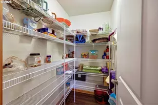 332 SW Kalmia Ave, Warrenton, OR 97146 - Photo 9