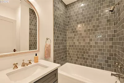 3325 NE 45th Ave, Portland, OR 97213 - Photo 33