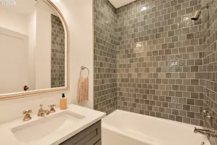 3325 NE 45th Ave, Portland, OR 97213 - Photo 33