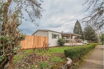 898 Lochaven Ave, Springfield, OR 97477 - Photo 45