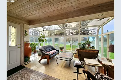 15482 Morrison Ln, Brookings, OR 97415 - Photo 9