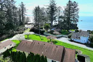 15482 Morrison Ln, Brookings, OR 97415 - Photo 5