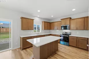 720 E Fourth St, Yamhill, OR 97148 - Photo 13