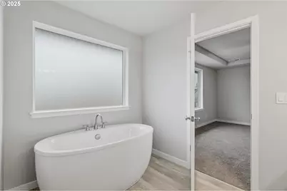720 E Fourth St, Yamhill, OR 97148 - Photo 37