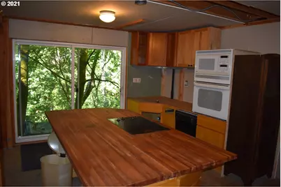 4911 SW Garden Home Rd, Portland, OR 97219 - Photo 11