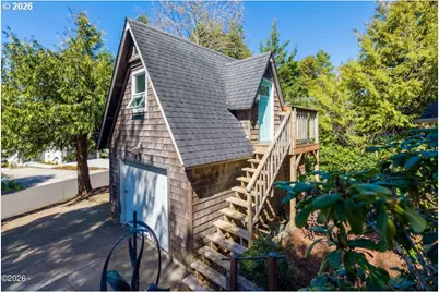 5460 Palisades Dr, Lincoln City, OR 97367 - Photo 5