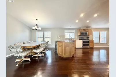 1863 Inland Way, Springfield, OR 97477 - Photo 9