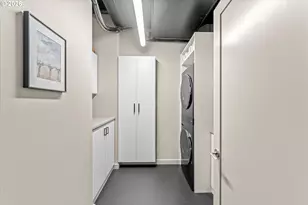 1025 NW Couch St, Portland, OR 97209 - Photo 29