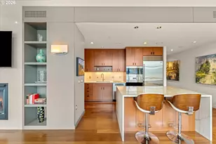 1025 NW Couch St, Portland, OR 97209 - Photo 9