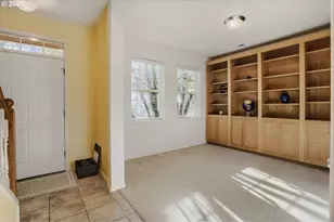 857 NE Caden Ave, Hillsboro, OR 97124 - Photo 3