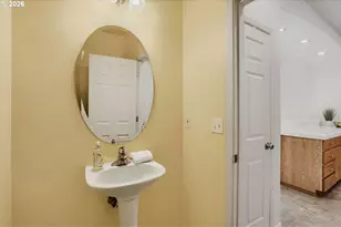 857 NE Caden Ave, Hillsboro, OR 97124 - Photo 13