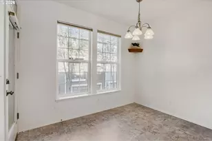 857 NE Caden Ave, Hillsboro, OR 97124 - Photo 13
