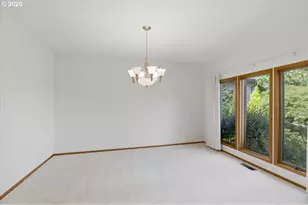 10305 SW Citation Dr, Beaverton, OR 97008 - Photo 9