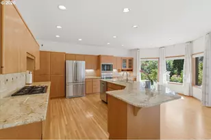 10305 SW Citation Dr, Beaverton, OR 97008 - Photo 13