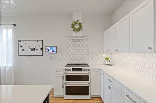 805 SE Cres Pl, Newport, OR 97365 - Photo 7
