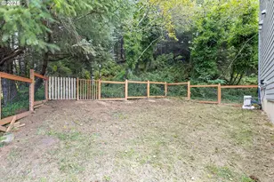 805 SE Cres Pl, Newport, OR 97365 - Photo 39