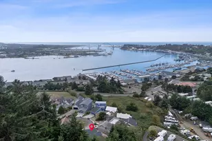 805 SE Cres Pl, Newport, OR 97365 - Photo 43