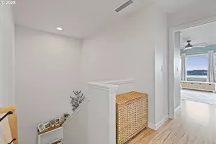 805 SE Cres Pl, Newport, OR 97365 - Photo 17